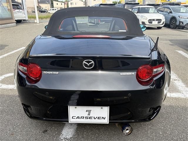 ROADSTER