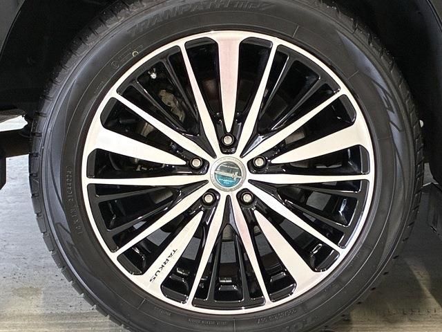 ALPHARD hybrid 4WD