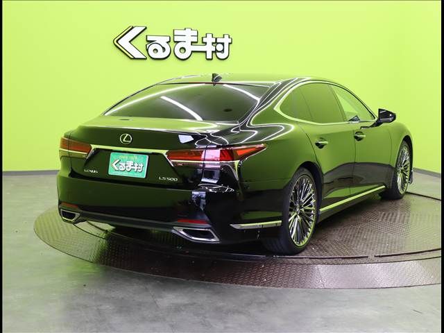 LEXUS LS500