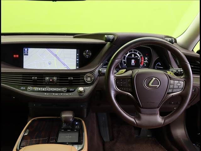 LEXUS LS500