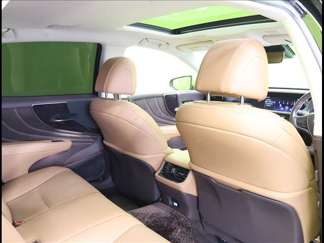 LEXUS LS500