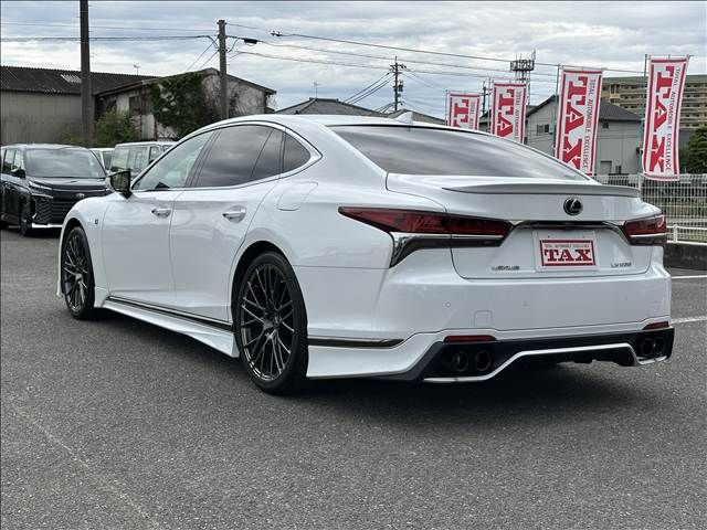 LEXUS LS500