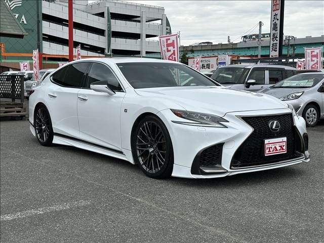 LEXUS LS500