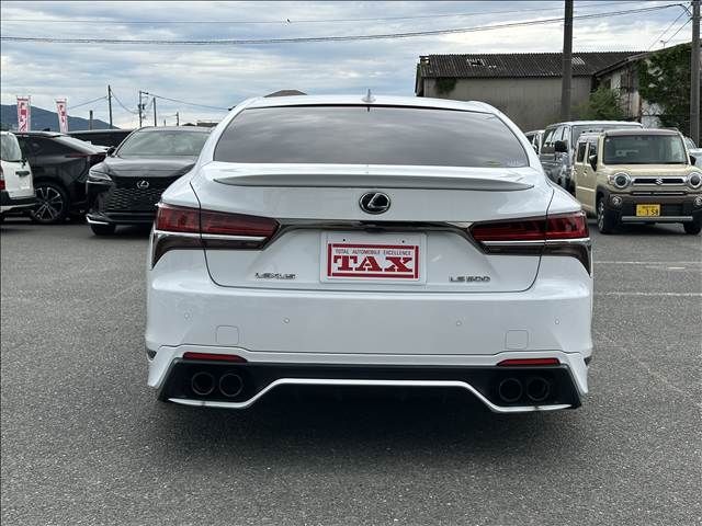 LEXUS LS500
