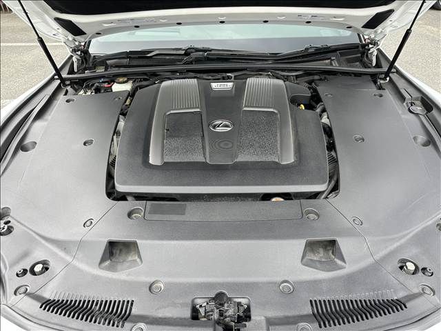 LEXUS LS500