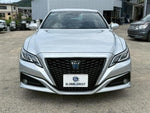 CROWN sedan hybrid