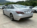 CROWN sedan hybrid