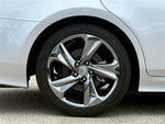 CROWN sedan hybrid
