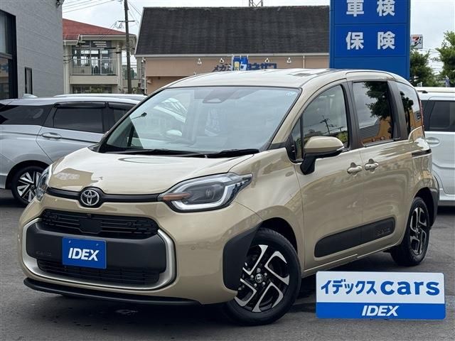 SIENTA HYBRID