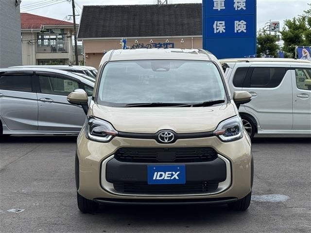 SIENTA HYBRID