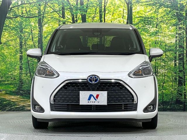 SIENTA HYBRID