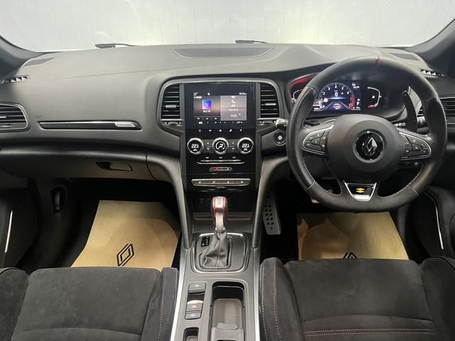 RENAULT MEGANE hatchback