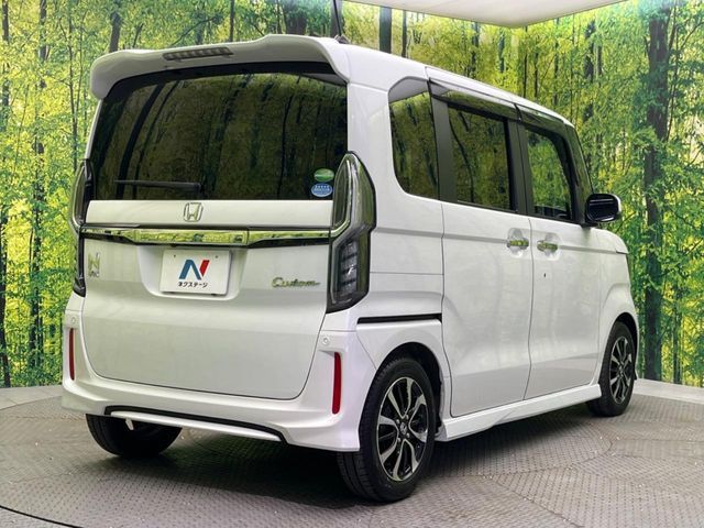 N BOX CUSTOM