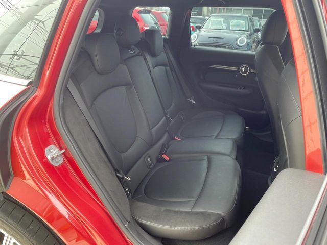 MINI COOPER S CLUBMAN