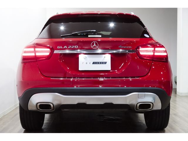 MERCEDES BENZ GLA class