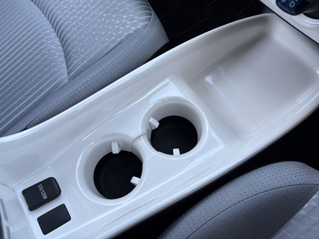 PRIUS 4WD