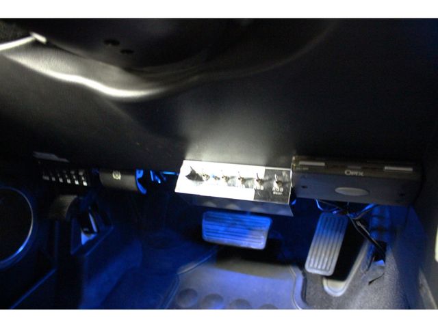 HUMMER H2