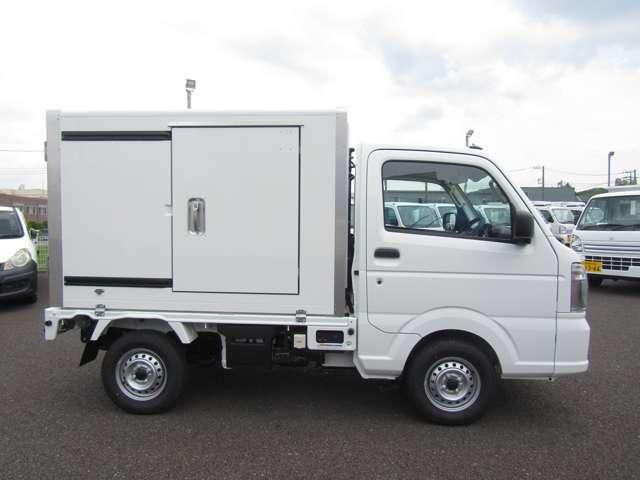 CARRY truck