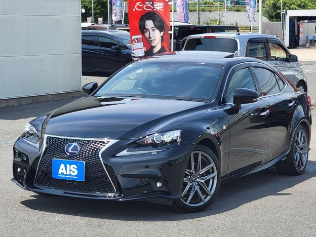LEXUS IS300h