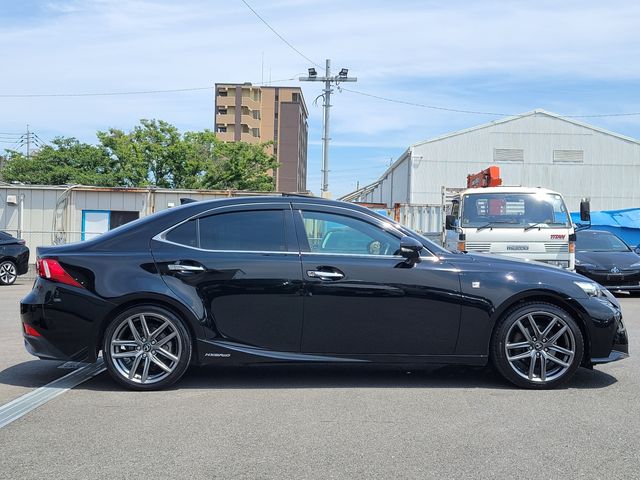 LEXUS IS300h