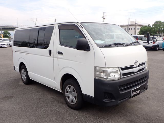 REGIUSACE van 4WD