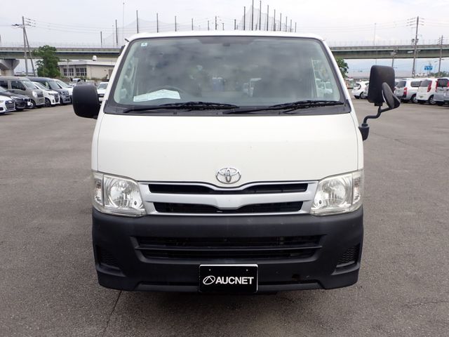 REGIUSACE van 4WD