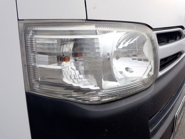 REGIUSACE van 4WD