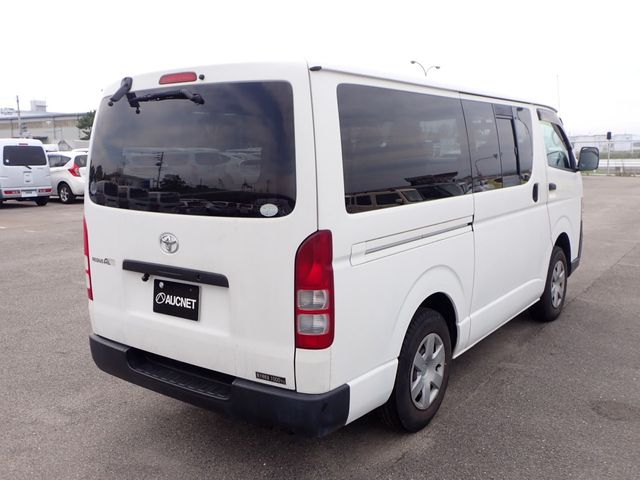 REGIUSACE van 4WD