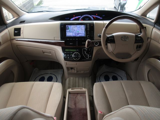 ESTIMA  4WD