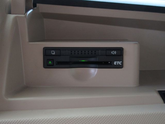 ESTIMA  4WD