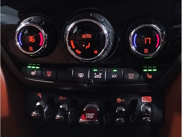 MINI COOPER D CROSSOVER