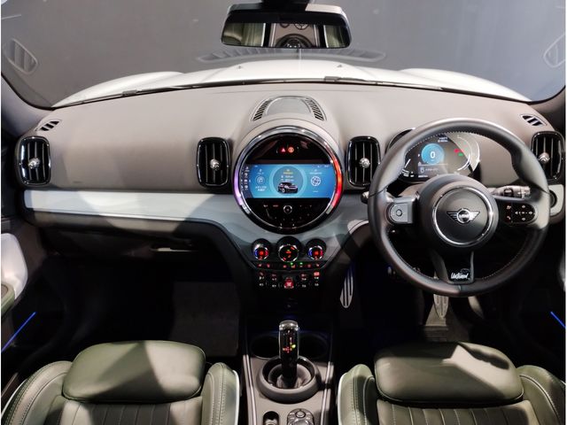 MINI COOPER D CROSSOVER