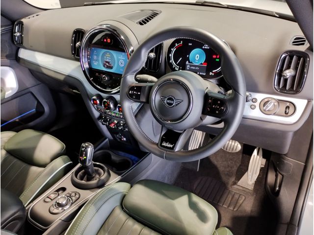 MINI COOPER D CROSSOVER