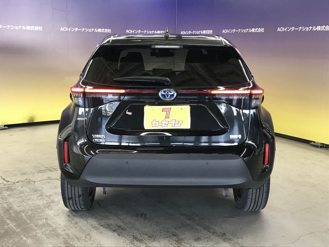 YARIS CROSS HYBRID