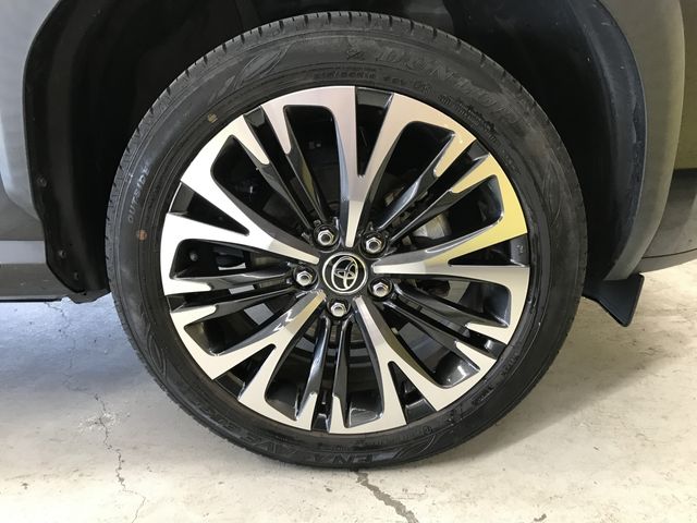 YARIS CROSS HYBRID
