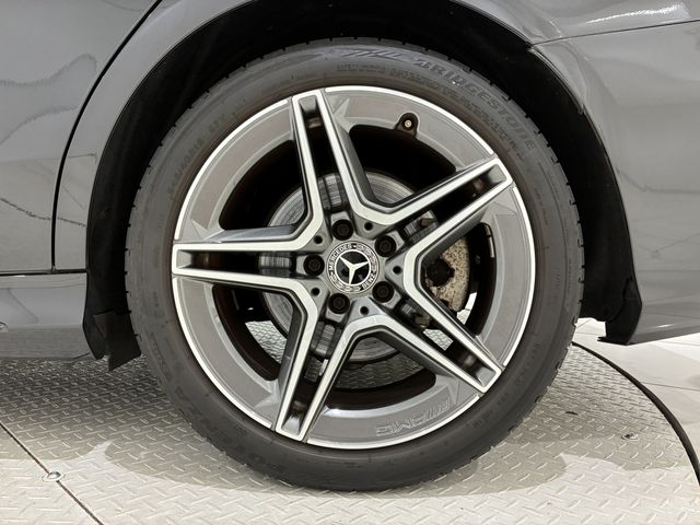 MERCEDES BENZ C class sedan