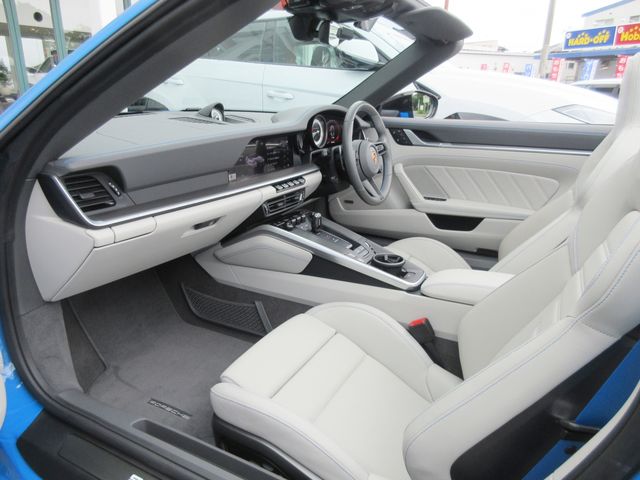 PORSCHE 911 open