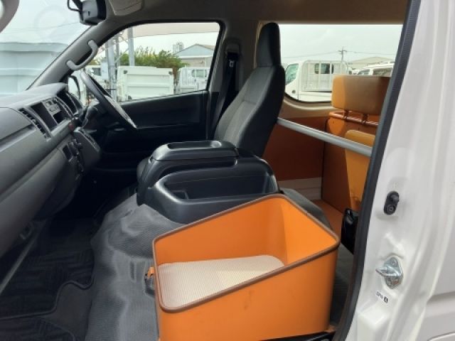 HIACE wagon