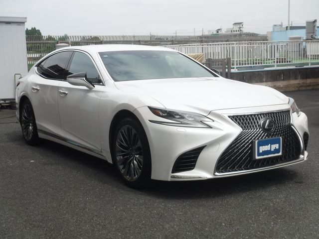 LEXUS LS500