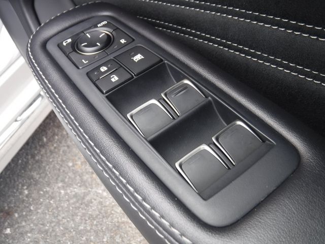 LEXUS LS500