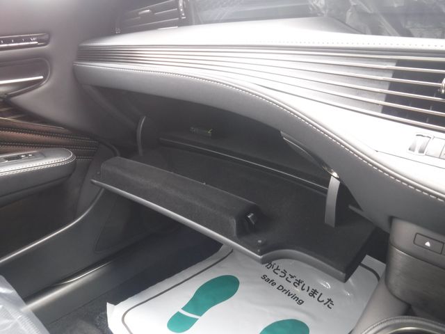 LEXUS LS500