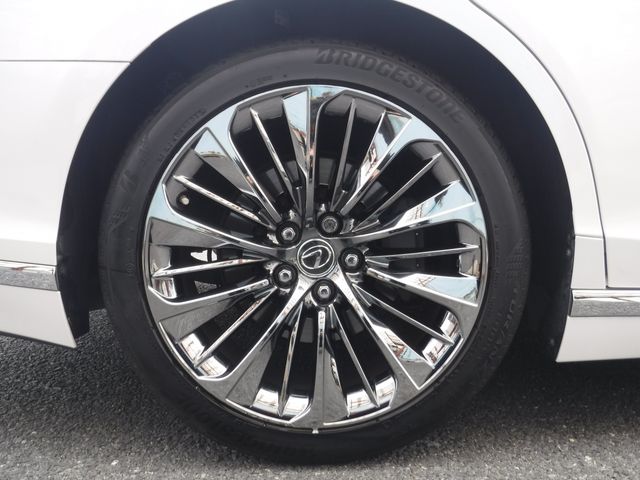 LEXUS LS500