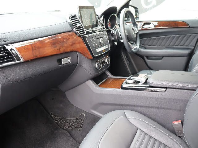 MERCEDES BENZ GLS class