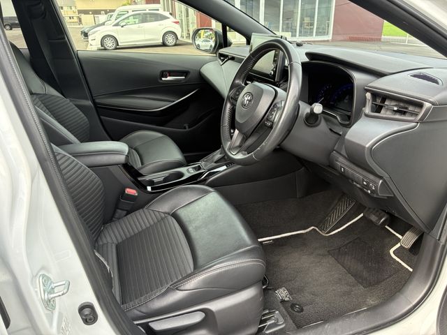 COROLLA TOURING HYBRID