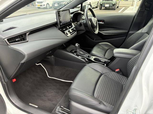 COROLLA TOURING HYBRID