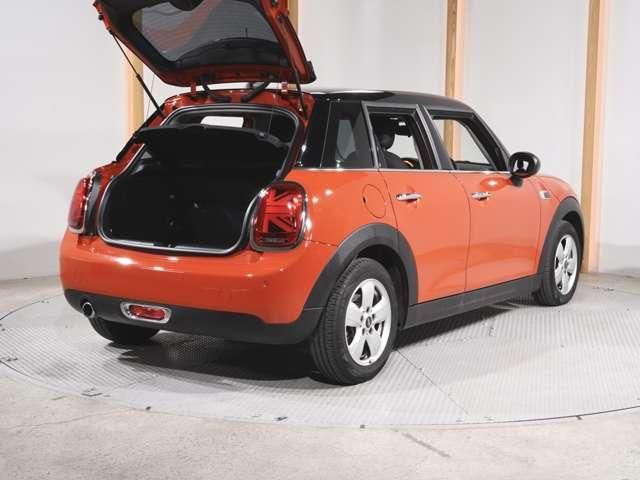 MINI COOPER D 5DOOR