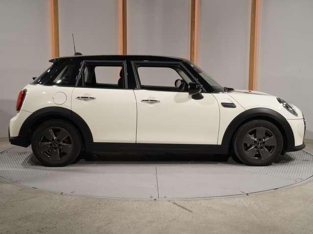 MINI COOPER D 5DOOR
