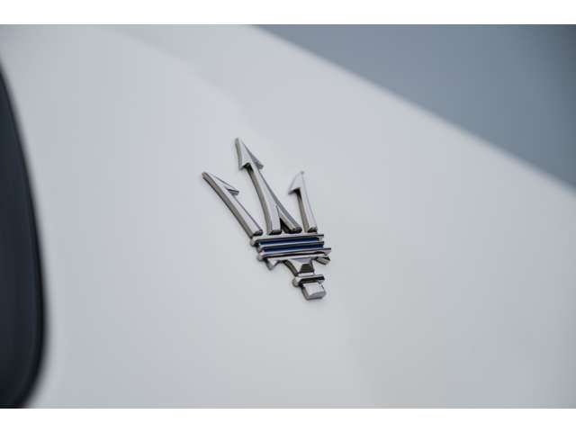 MASERATI GHIBLI Sedan