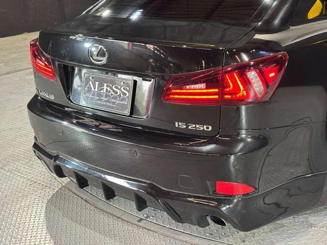 LEXUS IS250