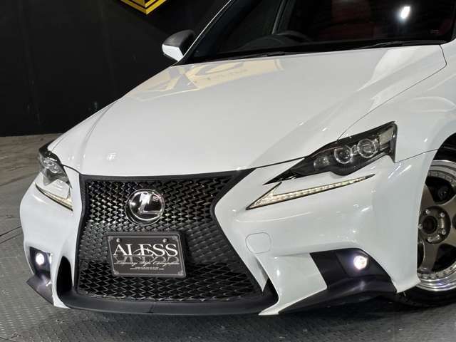 LEXUS IS250